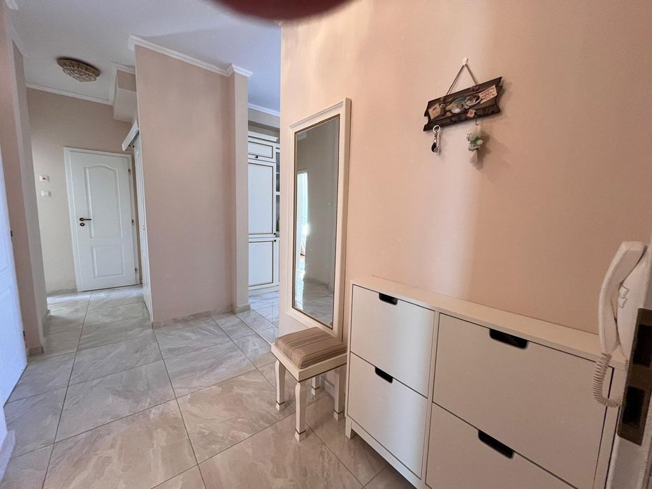 Продава се Четиристаен апартамент в к.к. Слънчев бряг - 144 кв.м за 634 €/кв.м - Снимка #8