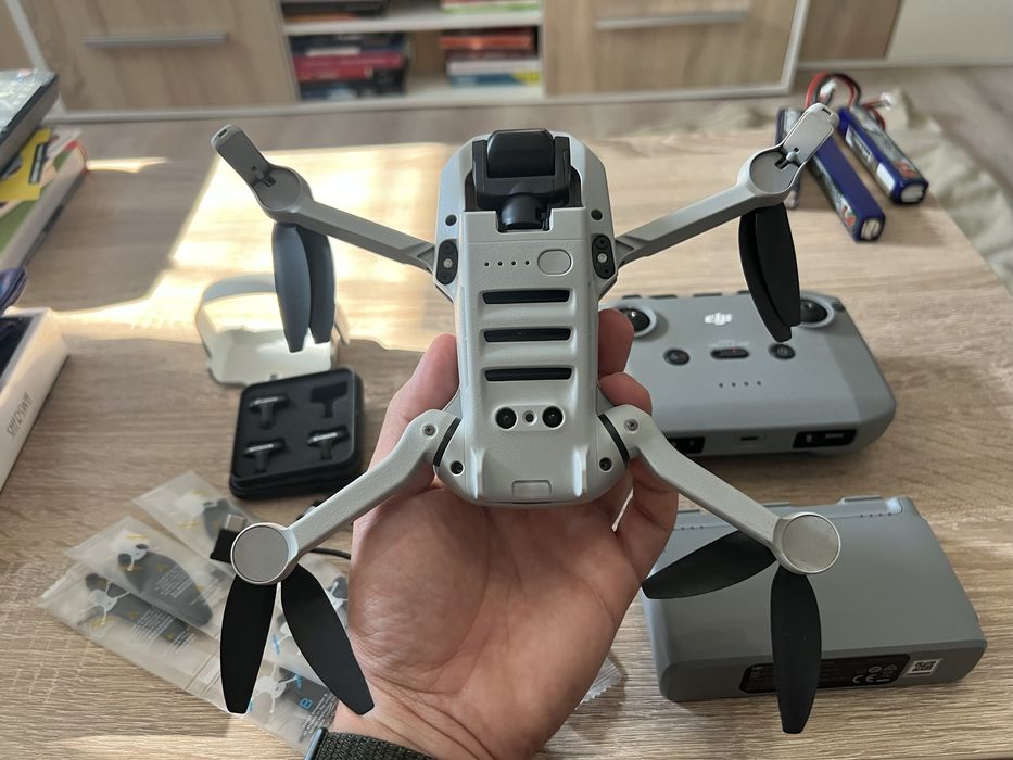 Dji Mini 2 Fly More Combo