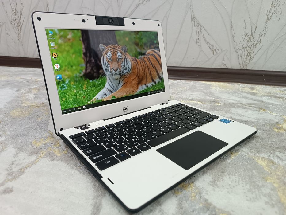 Ноутбук Zik ОЗУ 8Гб, SSD Windows 10 Pro.