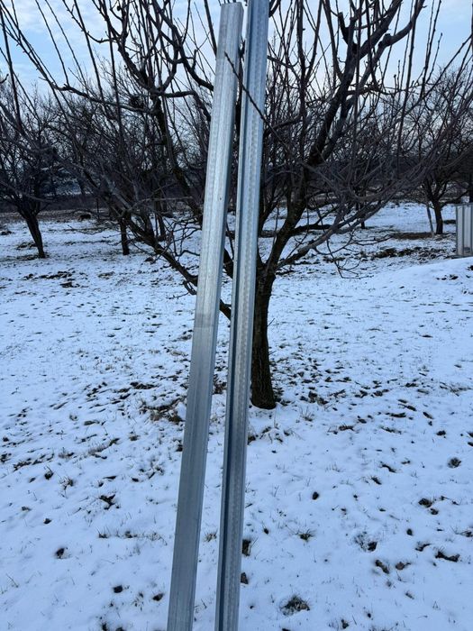 Stâlpi profil C zincat/galvanizat