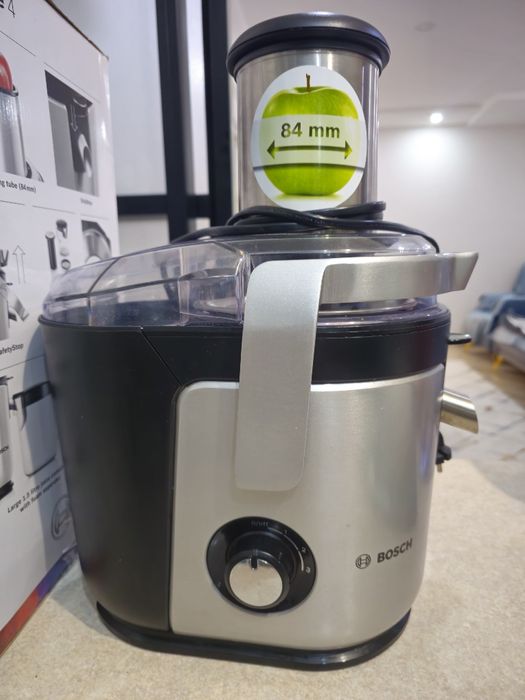 Центрифужная соковыжималка VitaJuice 4 Bosch MES4010