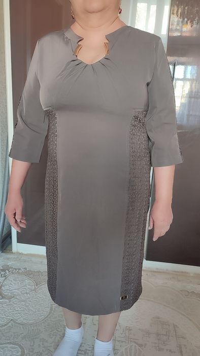 Продам женское платье