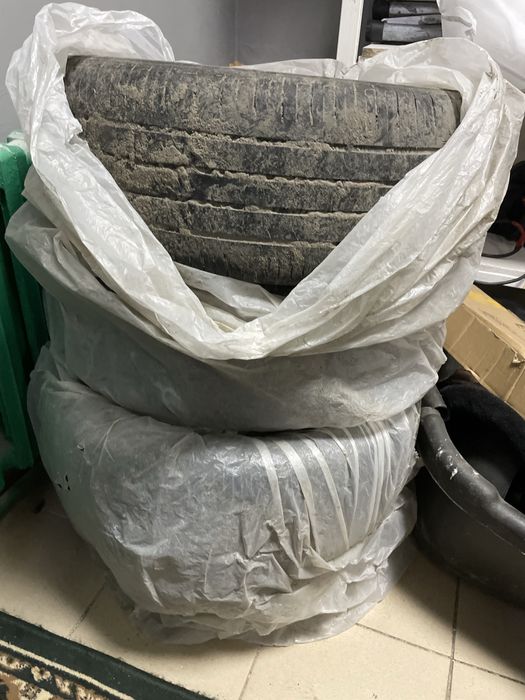 Диски шины комплект срочно