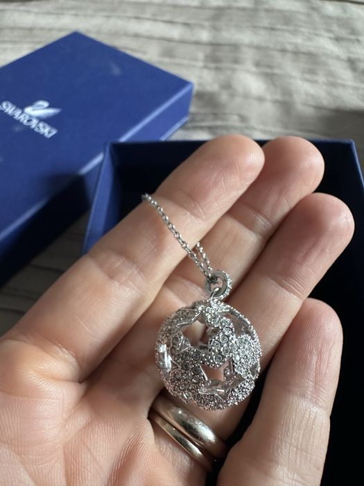 Swarovski колие сфера звезди 1023971