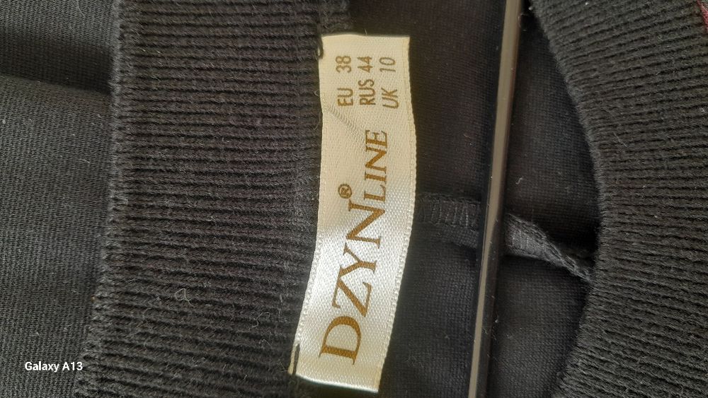 Продам женская платья