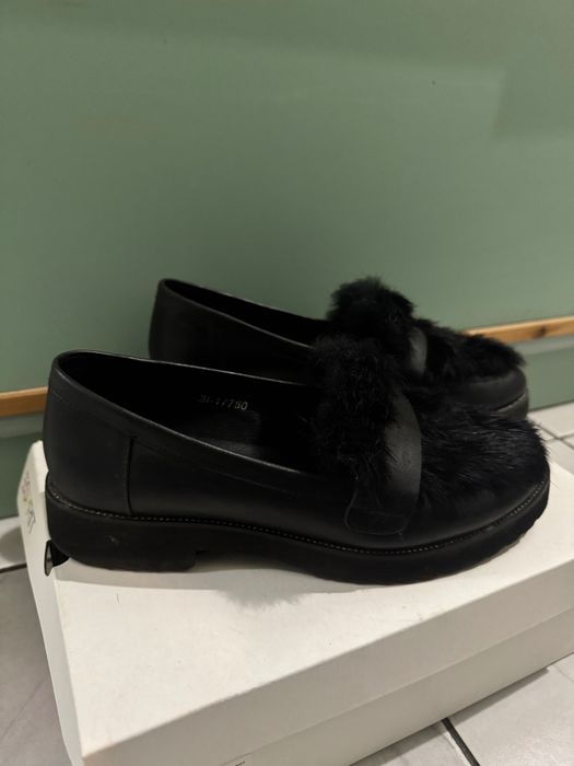 Дамски обувки от естествена кожа