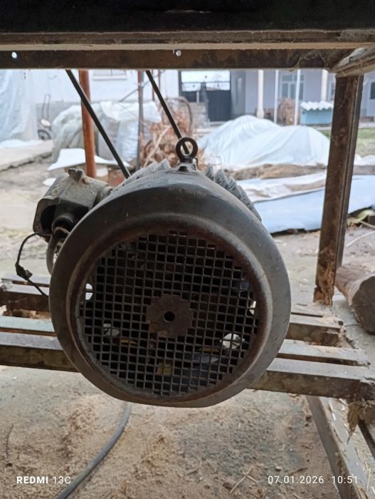 Синхронный двигатель