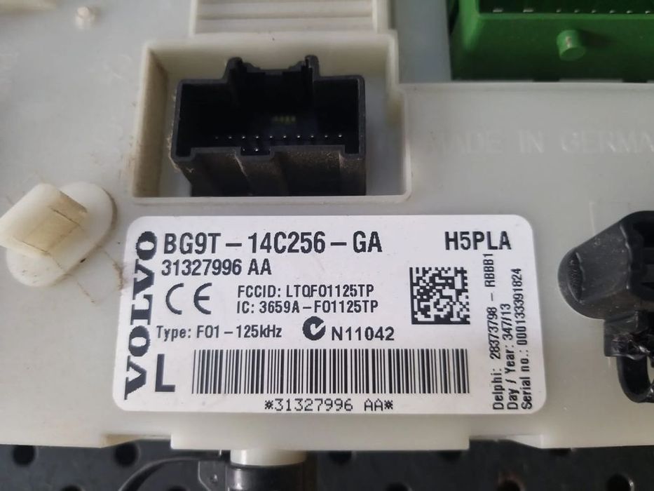 Panou sigurante 2.0 d volvo xc60 31327996aa bg9t14c256ga
