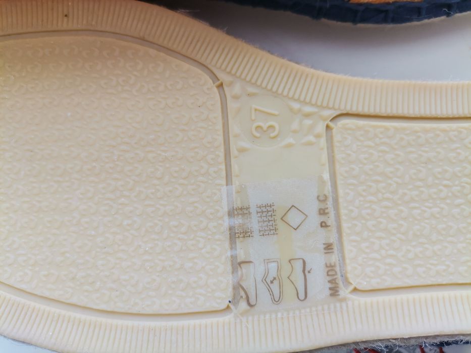 НОВИ еспадрили Alvaro Moreno