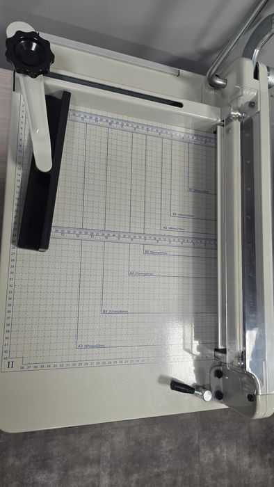 Резак гильотина для бумаги yg-868 a3