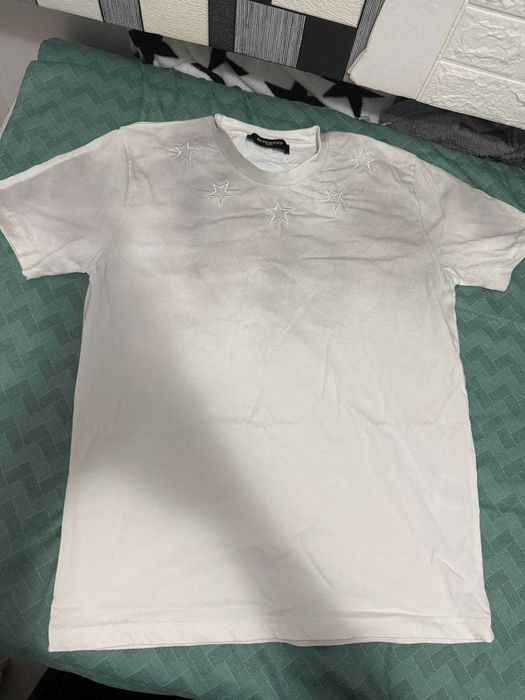 [REDUCERE] Tricou Givenchy Paris Marimea L NEPURTAT