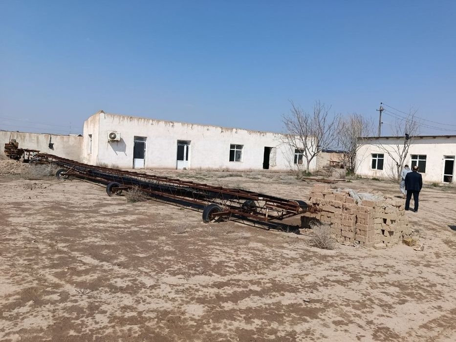 Нотурар эски гишт завод Термиз т. Учкизил