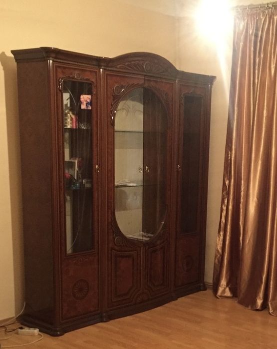 Сервант итальянский