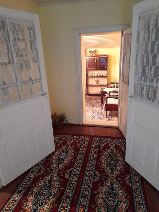Casă bătrânească  de vânzare