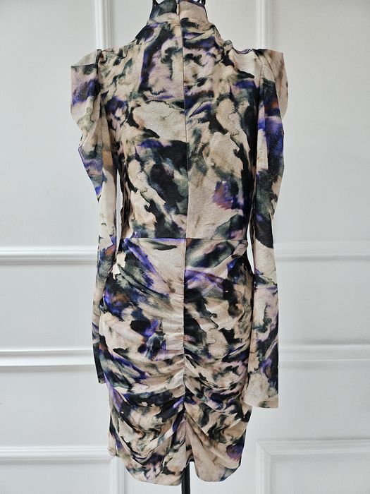 Уникална рокля H&M в S размер разтеглива материя