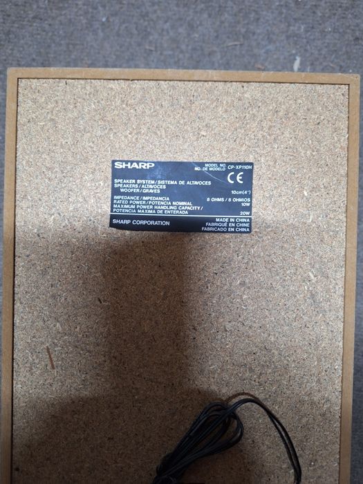 Vand boxe Sharp model CP-XP110H