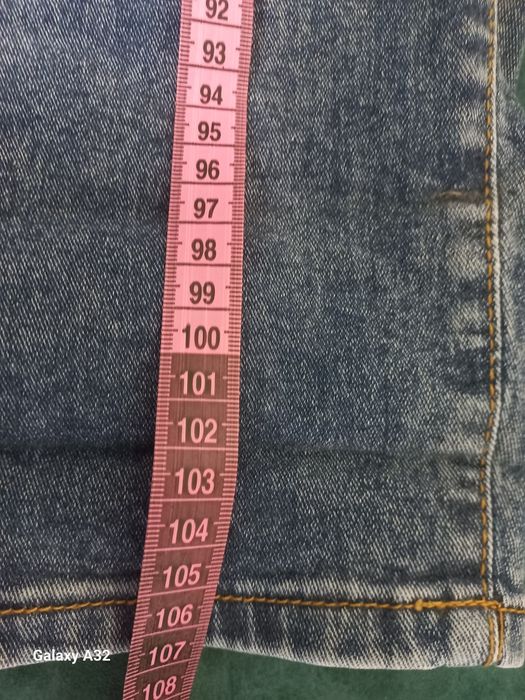 Продам джинсовые брюки