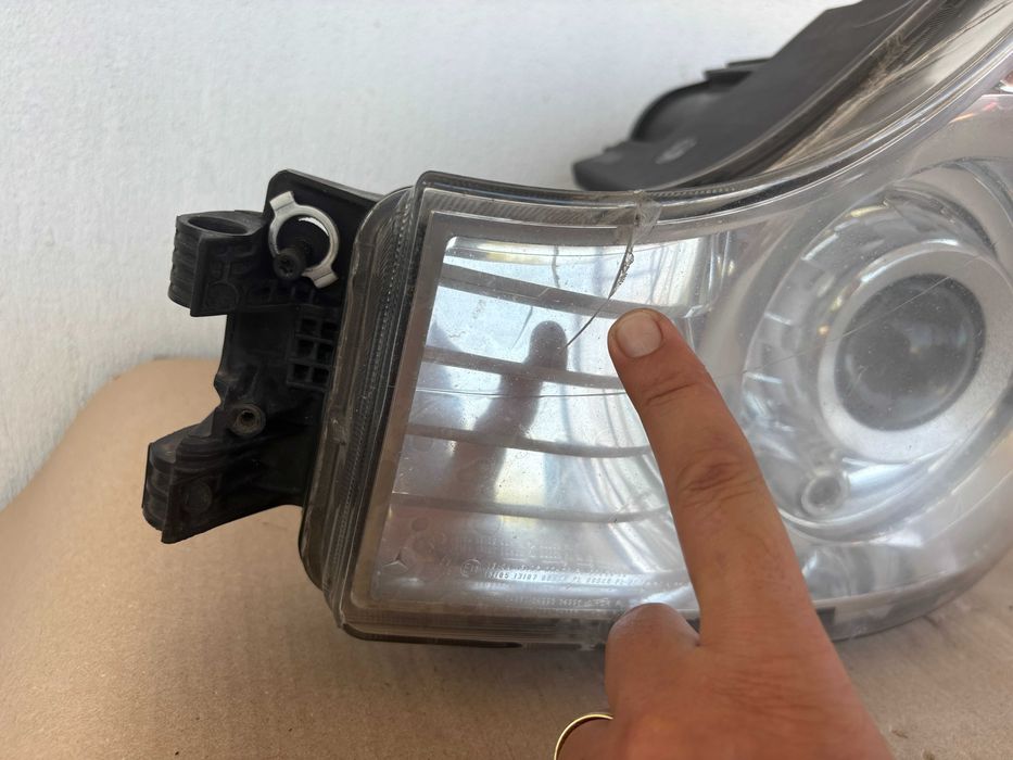 Far stanga bixenon Mercedes Actros MP4 dupa 2011 cod A9608200639