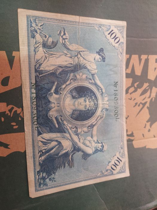 Продавам 100 марки от 1908г.
