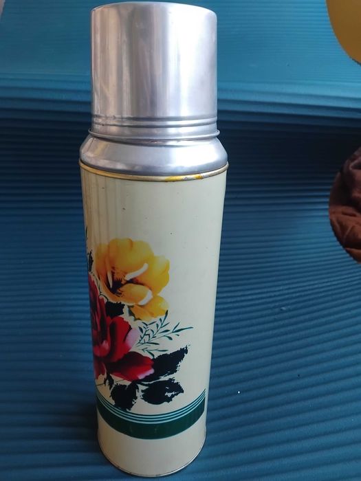 Термос 1 литър  - Sunflower