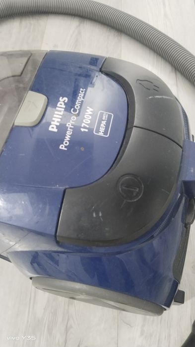 Срочно Продам пылесос 10000т