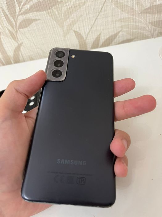 Samsung s21 5g в хорошом состоянии