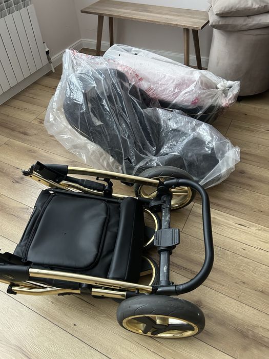 Детская коляска Junama DIAMOND