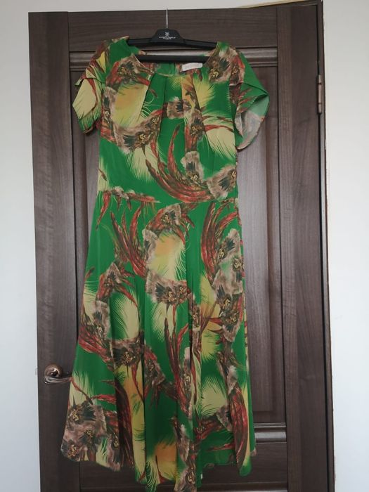 Любое платье по  2000 тенге