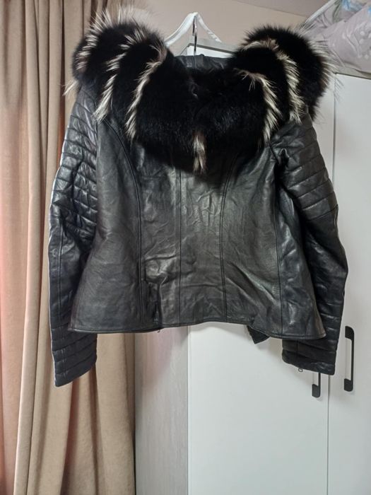 Яке с естествени кожа и пух