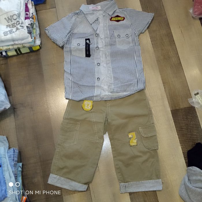 Костюмчик на мальчика 4-5 лет