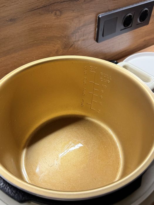 Мультварка/рисоварка Срочно.