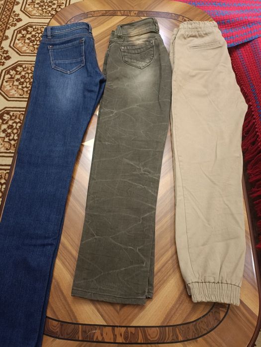 Продам джинсовые женские брюки