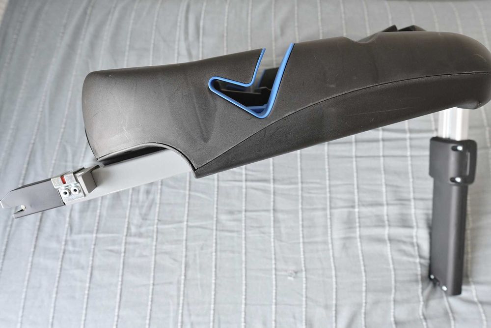 Бебешка количка Adamex Cortina 3 в 1 + Kikkaboo - Isofix база за кола