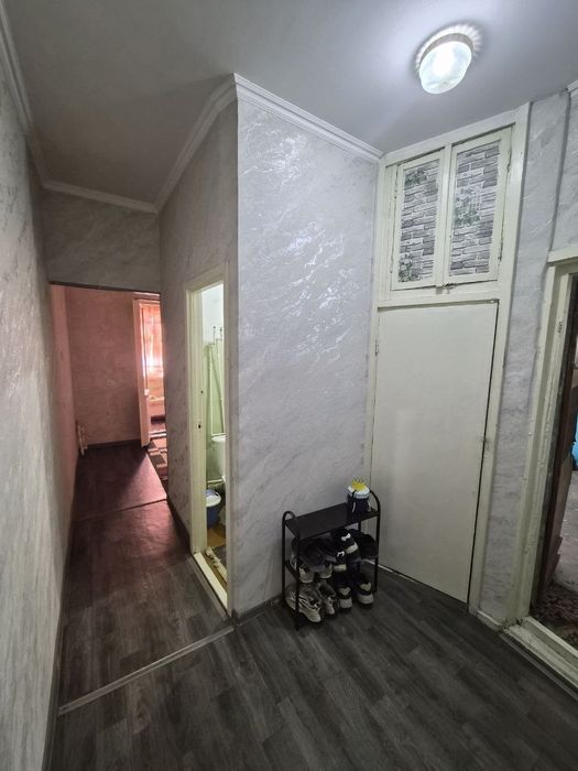 Продаётся 1 комнатная квартира в Чирчике