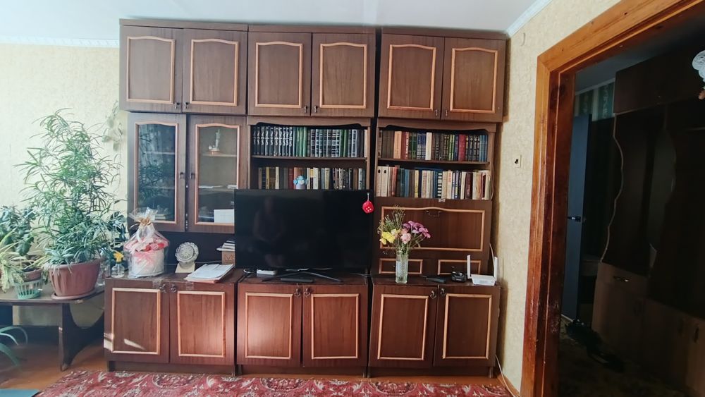 Продам стенку б/у