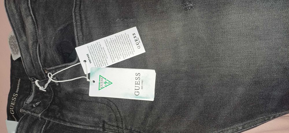 Оригинални дънки Guess