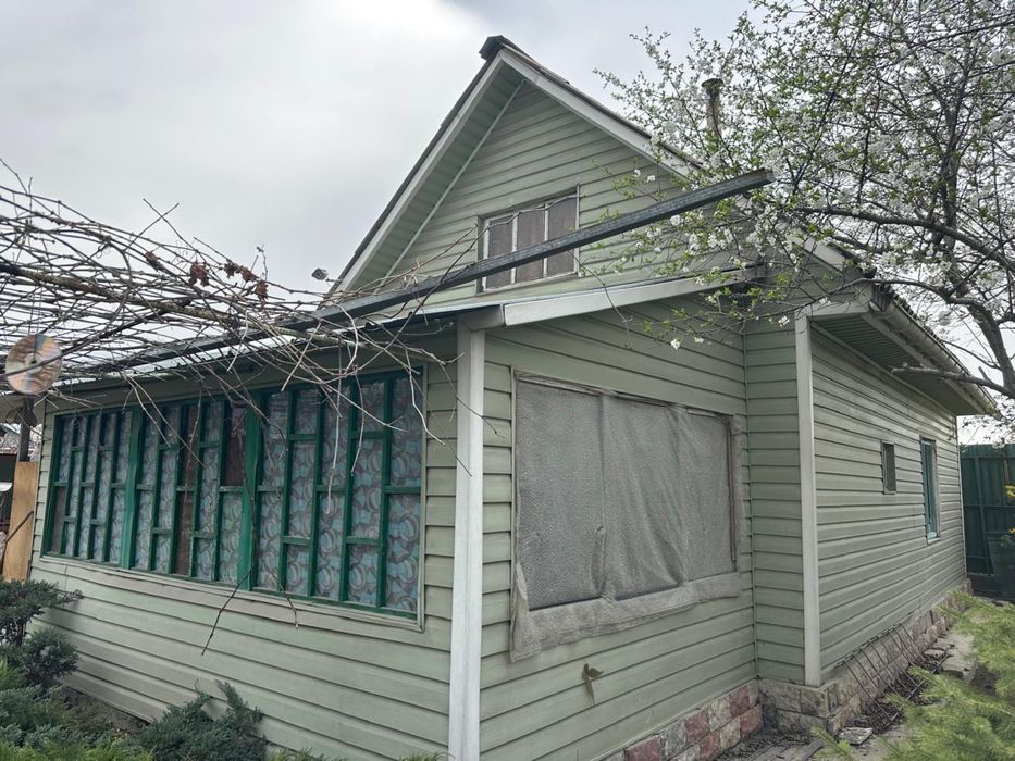 Продаю дачу 10 соток