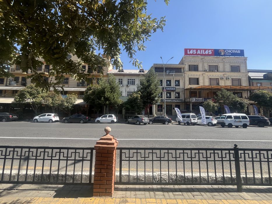 Andijon shahrida bino sotiladi