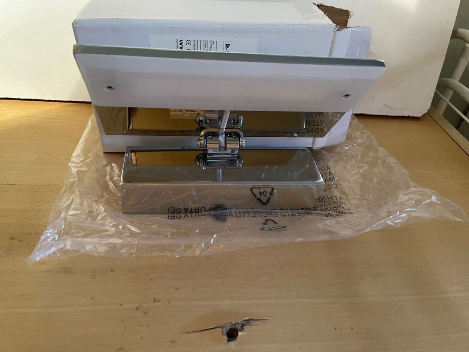 Стенни лампи - Аплик - 3000К