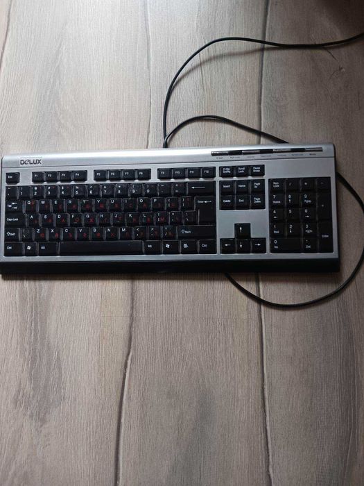 Клавиатура в отлично състояние