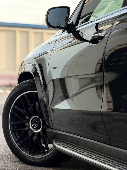 Mercedes-Benz GLS 450 4matic  63 AMG Body Kit