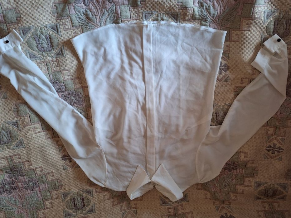 Продам Женские блузки