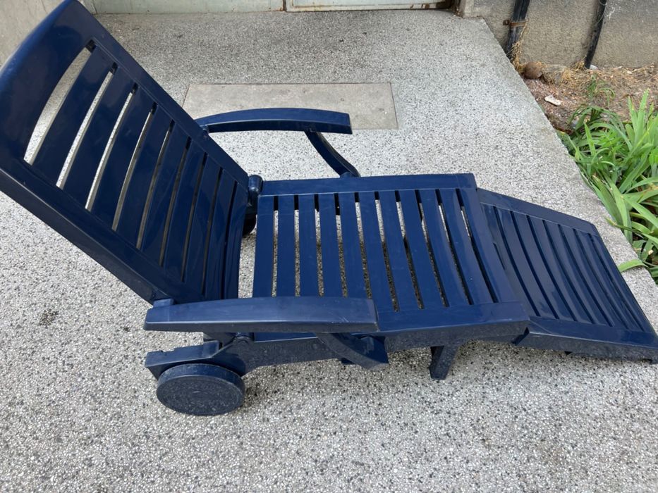 Много функционален шезлонг