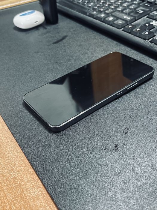 Honor x 9 D  новый телефон 1 ай гана усталды