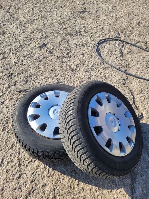 Vand anvelope de iarna complete 195/65/15