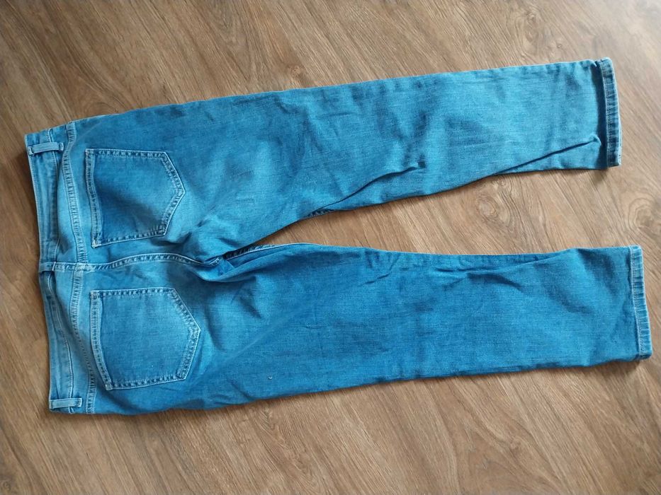 Дамски стилни дънки