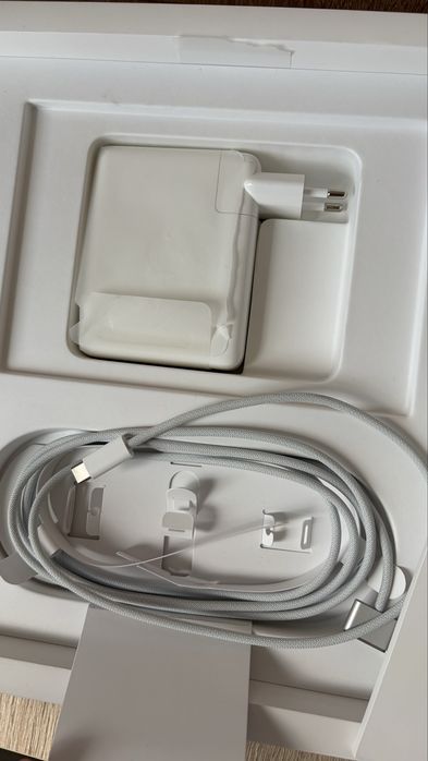 Apple MacBook Pro 16 2021год 16.2”/ 12гб/ SSD 1024гб