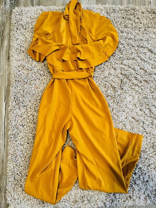 Salopetă elegantă