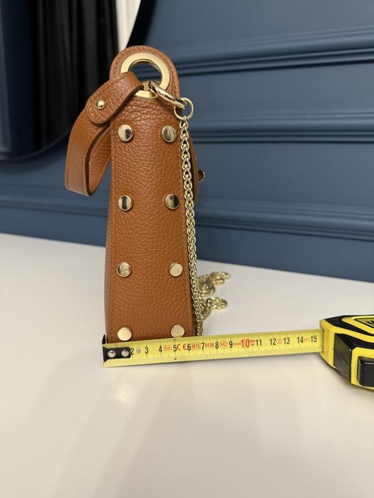 Малка дамска чантичка