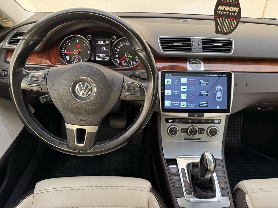 Volkswagen Passat Cc Individual 5 Locuri An 2013 177cp